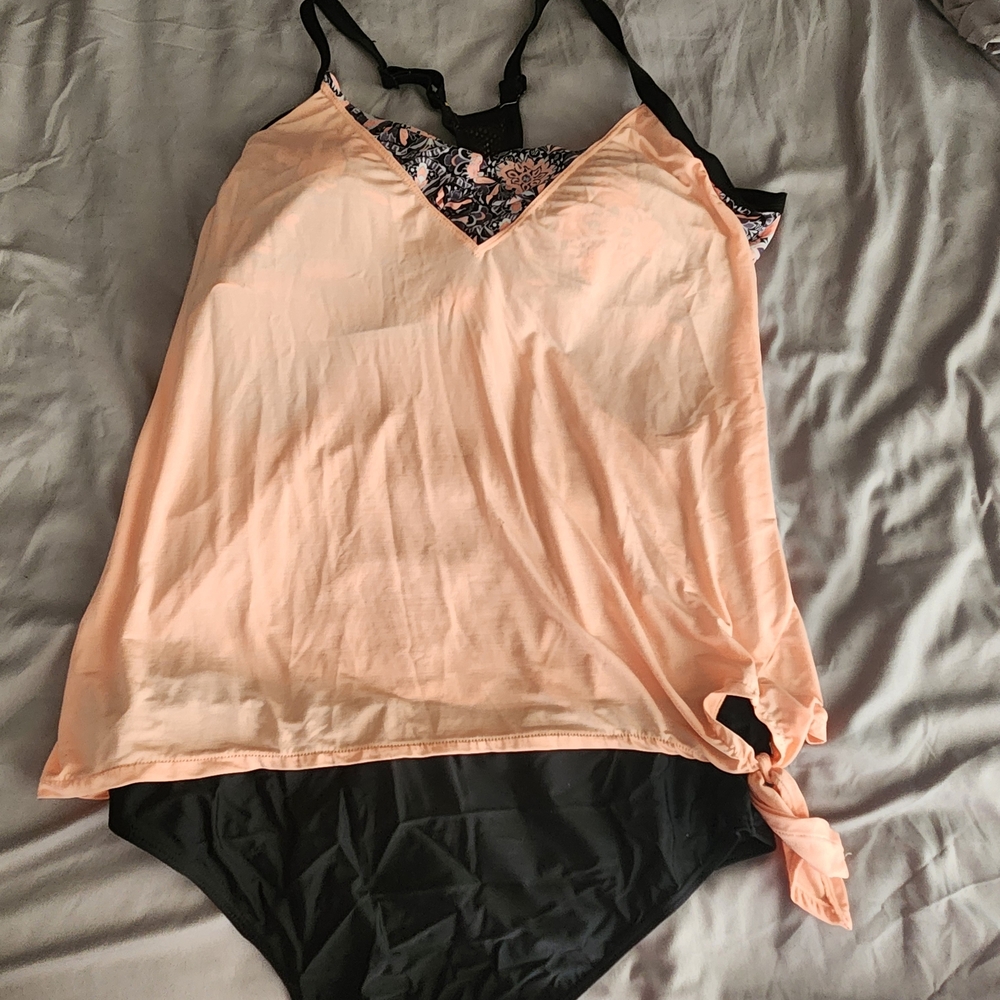 Plus Size Peach and Black Women's Tankini Set